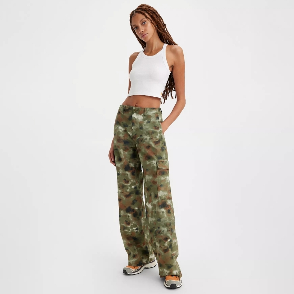Levi's Baggy 90's Cargo Pants Size 24